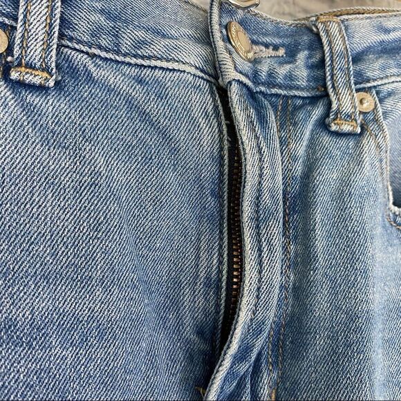 AEO distressed mom jean sz 2 regular - Picture 5 of 12
